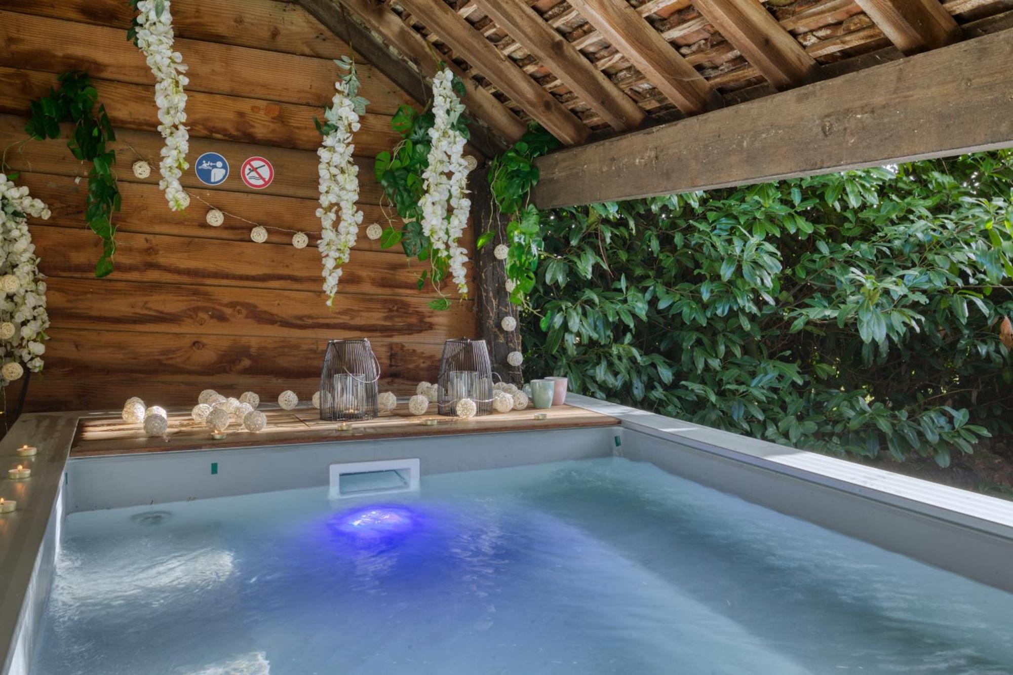 Crazy Villa Etisseaux 45 - Heated pool - Volley court - 1h30 Paris - 45p Saint-Maurice-sur-Aveyron Extérieur photo